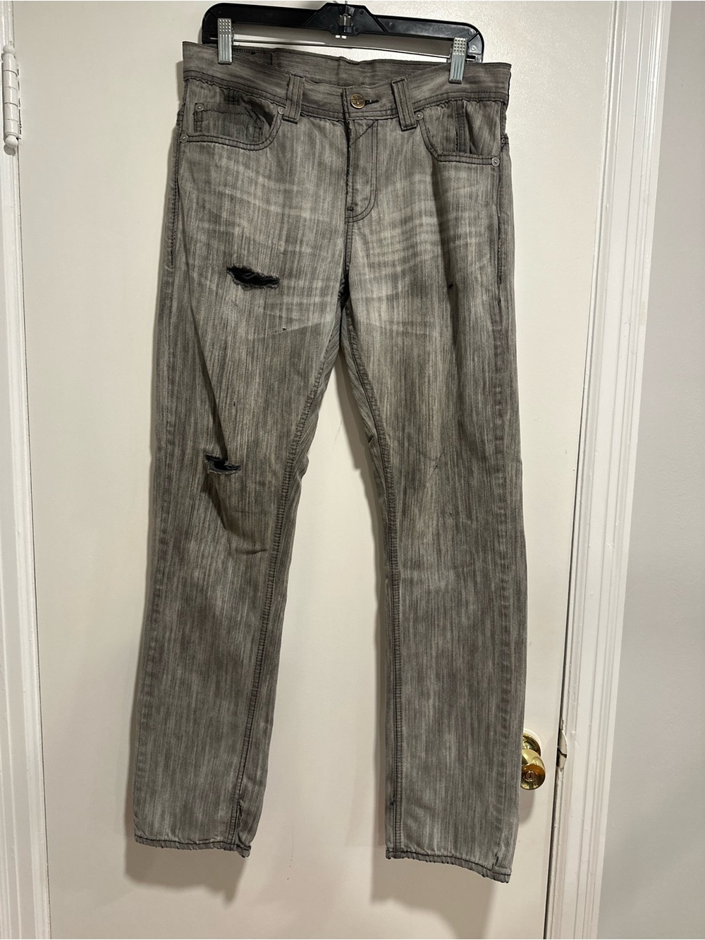 EUC Levis Y2K Engineered Streetwear Denim 5411 Grey Wash Jeans Twisted Leg 32x32